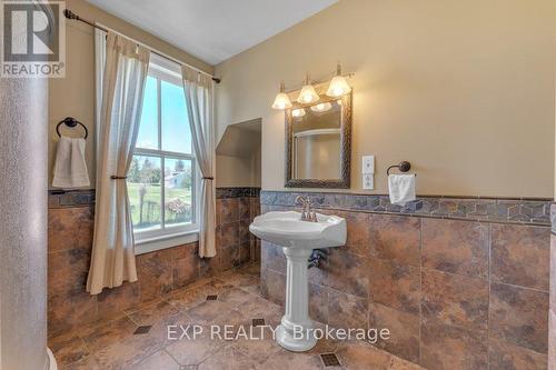 3 Bond Street, Stone Mills, ON - Indoor Photo Showing Bathroom