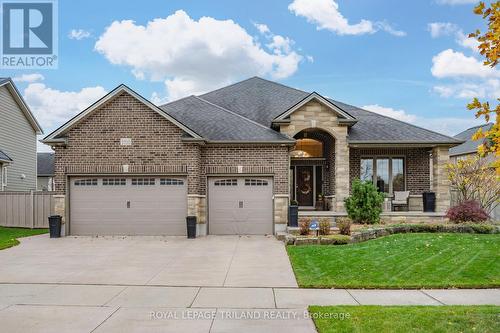 3700 Settlement Trail, London, ON - Outdoor With Facade