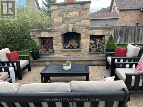 3700 Settlement Trail, London, ON -  Photo Showing Living Room With Fireplace