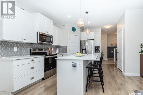 822 Childers Rise, Saskatoon, SK - Indoor Photo Showing Kitchen With Upgraded Kitchen