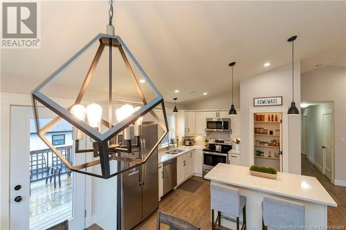 33 Robert Ross Boulevard, Hampton, NB - Indoor Photo Showing Kitchen With Double Sink With Upgraded Kitchen