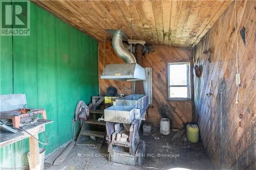 537 Farmers Line, Bonfield, ON - Indoor Photo Showing Other Room