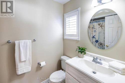 69 Matthewson Place, Whitby (Brooklin), ON - Indoor Photo Showing Bathroom