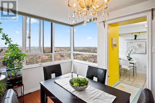 1202 - 100 County Court Boulevard, Brampton (Fletcher'S Creek South), ON - Indoor Photo Showing Dining Room