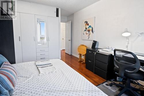 1202 - 100 County Court Boulevard, Brampton (Fletcher'S Creek South), ON - Indoor Photo Showing Bedroom