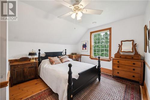 Bedroom on second level - 4254 O'Neil Road, Stittsville - Munster - Richmond (8210 - Rideau Twp South To Roger Stevens Drive), ON - Indoor Photo Showing Bedroom