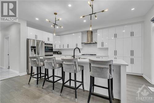 1002 Offley Road, Ottawa, ON - Indoor Photo Showing Kitchen With Upgraded Kitchen