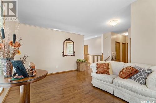 15 315 Bayview Crescent, Saskatoon, SK - Indoor Photo Showing Living Room