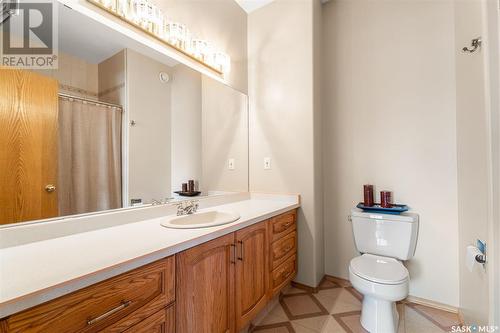 15 315 Bayview Crescent, Saskatoon, SK - Indoor Photo Showing Bathroom