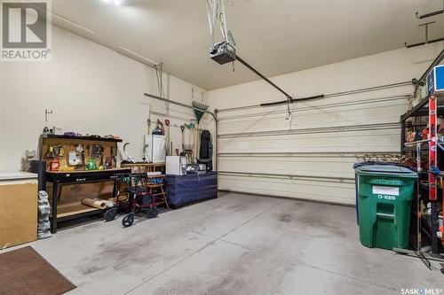 15 315 Bayview Crescent, Saskatoon, SK - Indoor Photo Showing Garage