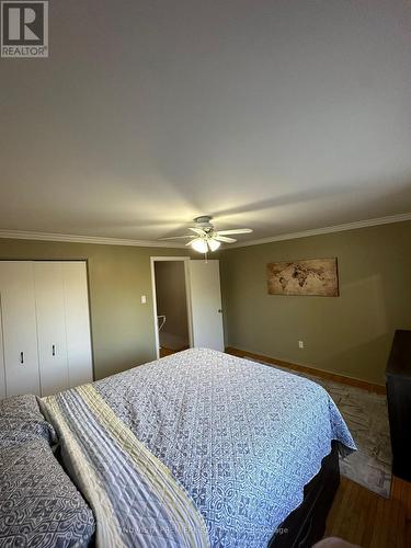 44 Homestead Crescent, London, ON - Indoor Photo Showing Bedroom