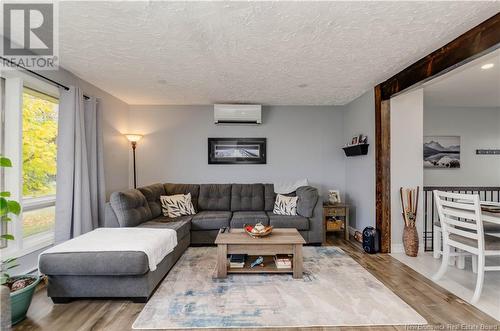 8 Goguen Avenue, Bouctouche, NB - Indoor Photo Showing Living Room