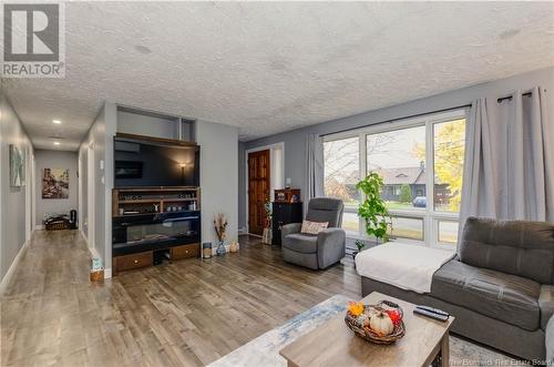 8 Goguen Avenue, Bouctouche, NB - Indoor Photo Showing Living Room