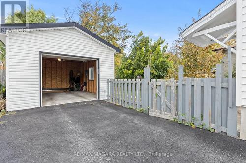 259 Niagara Street, St. Catharines, ON - Outdoor With Exterior