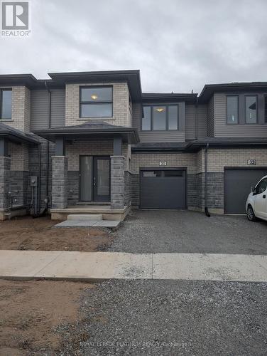 30 Samuel Avenue, Pelham, ON - Outdoor With Facade