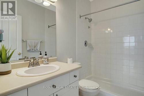 805 - 255 Keats Way S, Waterloo, ON - Indoor Photo Showing Bathroom