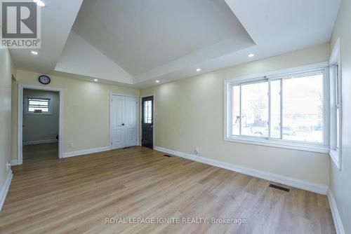 266 Adair Avenue N, Hamilton, ON - Indoor Photo Showing Other Room