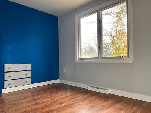 Bedroom - 53 Boul. Lakeview, Beaconsfield, QC - Indoor Photo Showing Other Room