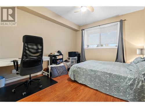 778 Rutland Road Unit# 406, Kelowna, BC - Indoor Photo Showing Bedroom