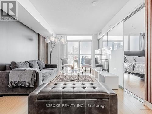 3303 - 75 Queens Wharf Road, Toronto, ON - Indoor Photo Showing Living Room