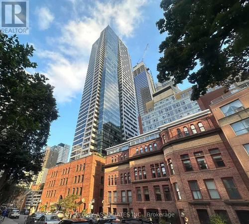 4309 - 5 St Joseph Street, Toronto, ON - Outdoor With Facade