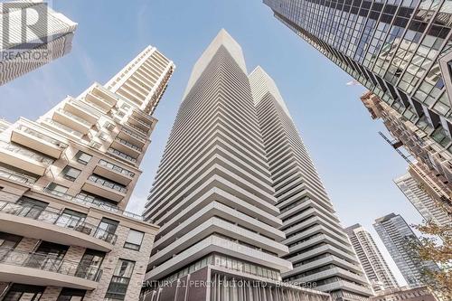 2810 - 42 Charles Street, Toronto, ON - Outdoor With Balcony With Facade