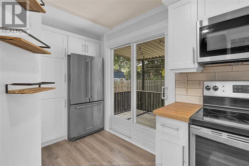 1727 Westminster Boulevard, Windsor, ON - Indoor Photo Showing Kitchen