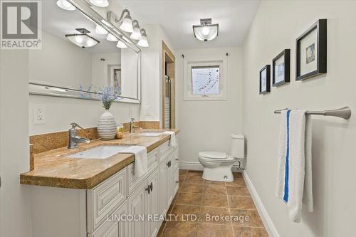 458 Rougemount Drive, Pickering, ON - Indoor Photo Showing Bathroom