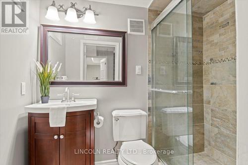 458 Rougemount Drive, Pickering, ON - Indoor Photo Showing Bathroom