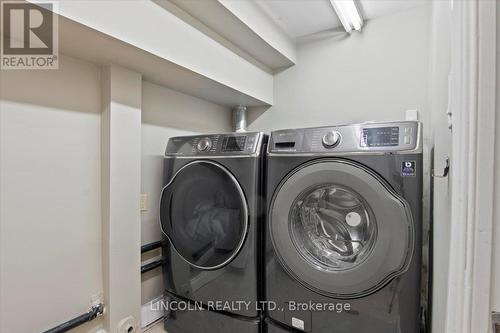 458 Rougemount Drive, Pickering, ON - Indoor Photo Showing Laundry Room