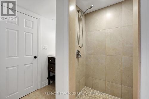 Bsmt - 268 Penn Avenue, Newmarket, ON - Indoor Photo Showing Bathroom