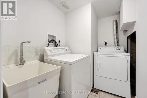 Bsmt - 268 Penn Avenue, Newmarket, ON - Indoor Photo Showing Laundry Room