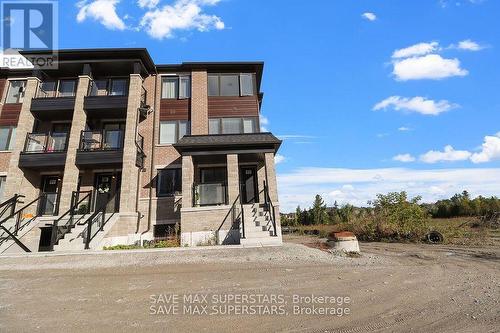 91 Appletree Lane, Barrie, ON - Outdoor With Facade