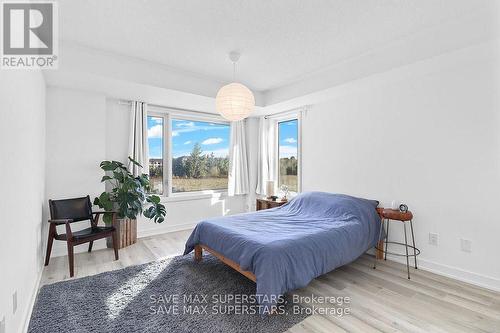 91 Appletree Lane, Barrie, ON - Indoor Photo Showing Bedroom