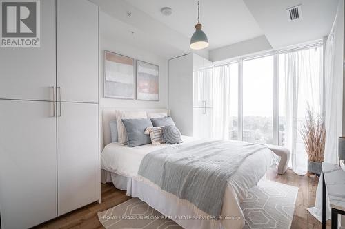 1301 - 500 Brock Avenue, Burlington, ON - Indoor Photo Showing Bedroom