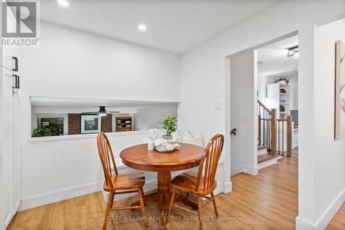 266 Coxe Boulevard, Milton, ON - Indoor Photo Showing Dining Room