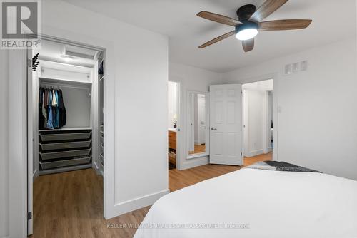 266 Coxe Boulevard, Milton, ON - Indoor Photo Showing Bedroom