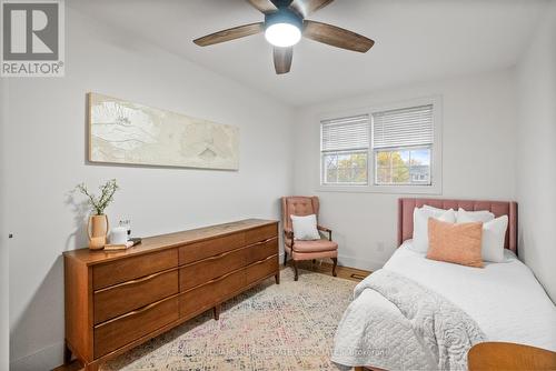 266 Coxe Boulevard, Milton, ON - Indoor Photo Showing Bedroom