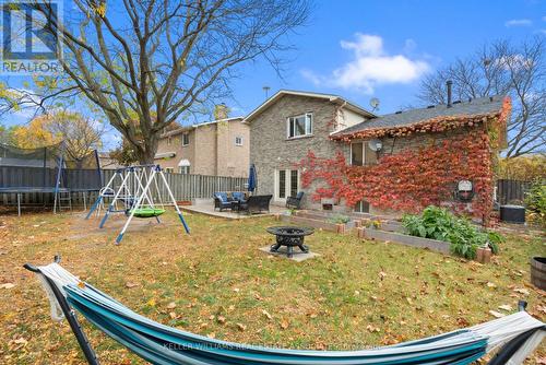 266 Coxe Boulevard, Milton, ON - Outdoor