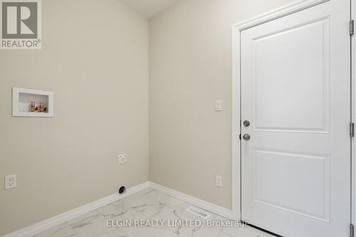 39 Dunning Way, St. Thomas, ON - Indoor Photo Showing Other Room