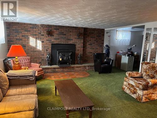 551 Elm Street S, Timmins (Ts - Se), ON - Indoor Photo Showing Living Room With Fireplace