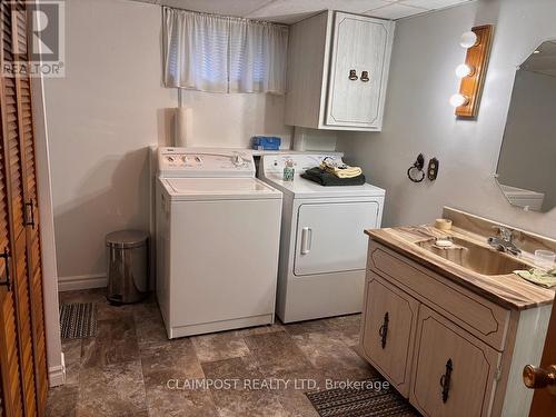 551 Elm Street S, Timmins (Ts - Se), ON - Indoor Photo Showing Laundry Room