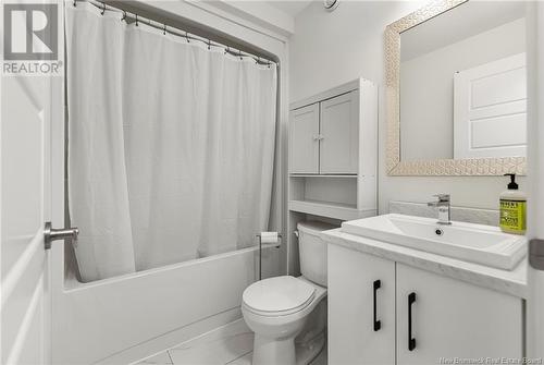 121 Oakfield, Riverview, NB - Indoor Photo Showing Bathroom