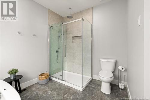 31 Pheasant Street, Grand-Barachois, NB - Indoor Photo Showing Bathroom