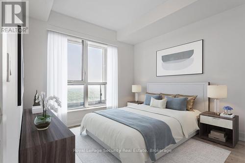 3336 - 5 Mabelle Avenue, Toronto, ON - Indoor Photo Showing Bedroom