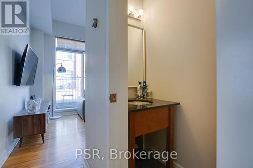 3 - 1392 Bloor Street W, Toronto, ON - Indoor Photo Showing Other Room