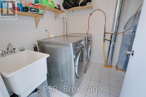 3 - 1392 Bloor Street W, Toronto, ON - Indoor Photo Showing Laundry Room