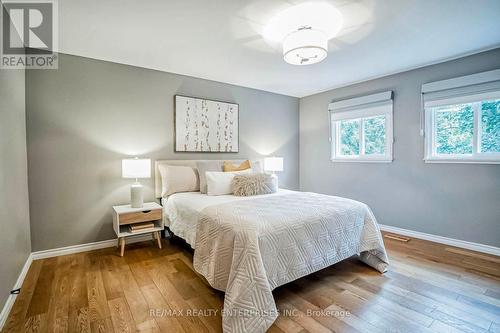 1825 Pattinson Crescent, Mississauga, ON - Indoor Photo Showing Bedroom