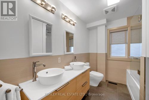 23 24Th Street, Toronto, ON - Indoor Photo Showing Bathroom