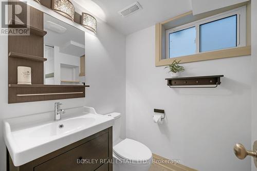 23 24Th Street, Toronto, ON - Indoor Photo Showing Bathroom